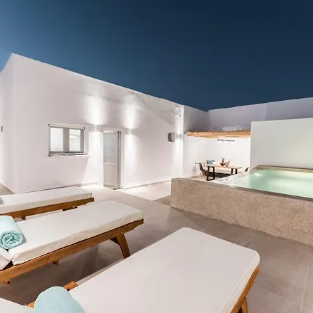 Casa Reale Fira (Santorini)