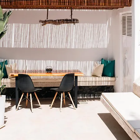 Casa Reale Fira (Santorini)